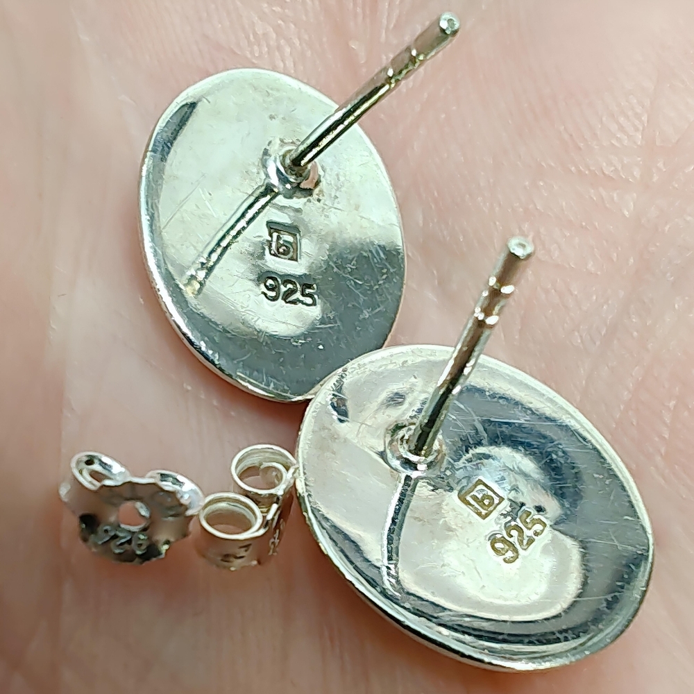 Vintage Sterling Silver White Mother Of Pearl Oval Post Back Earrings - Picture 7 of 8